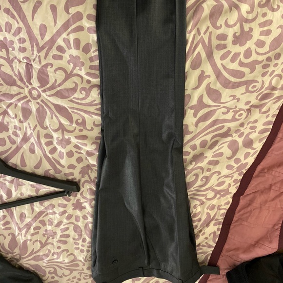 Kenneth Cole Reaction dress pants - Picture 2 of 4